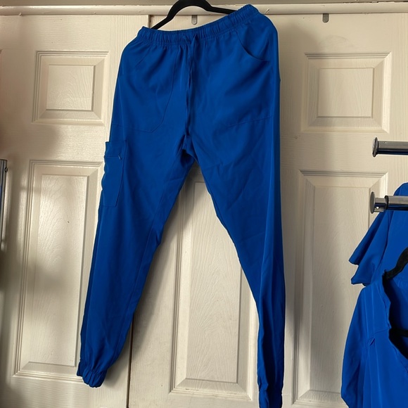 XS Set - Picture 2 of 4